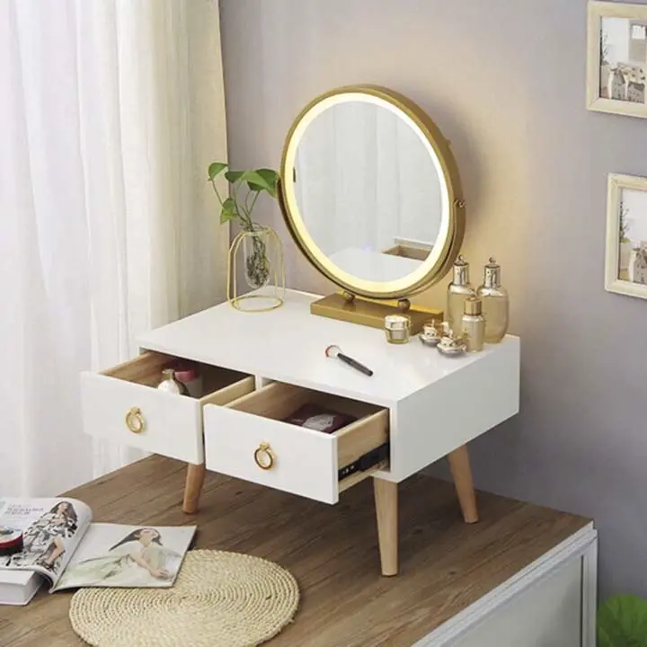 Dressing table in Japanese style bedroom